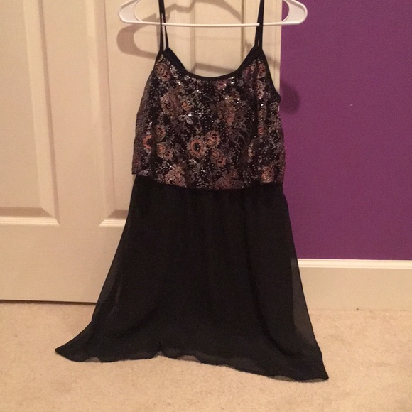 Altar’d State black dress with sequin top overlay - Picture 5 of 6